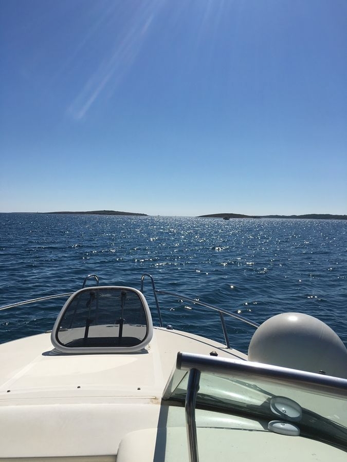 Skipper Club Aquamarin, trenutak s mora